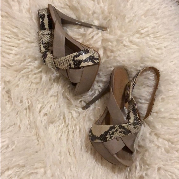 L.A.M.B python slingback heel - Picture 4 of 4